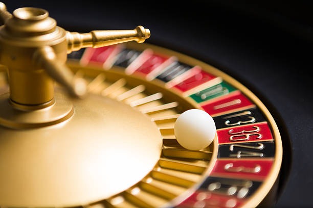 mpo2122 app interface showing football betting markets and live-dealer options