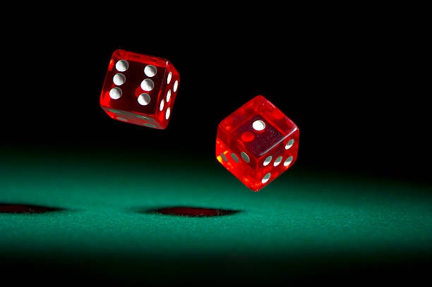mpo2122 live-dealer European Roulette table interface with betting controls and live video